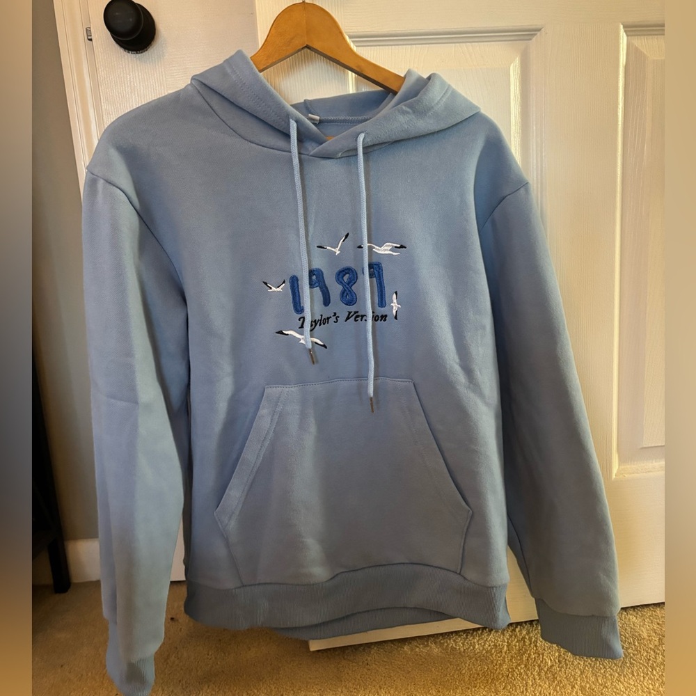 Taylor Swift 1989 Blue Sweatshirt